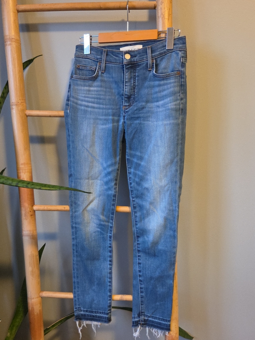 Denim Forum Nico Skinny Mid Rise Crop Jeans